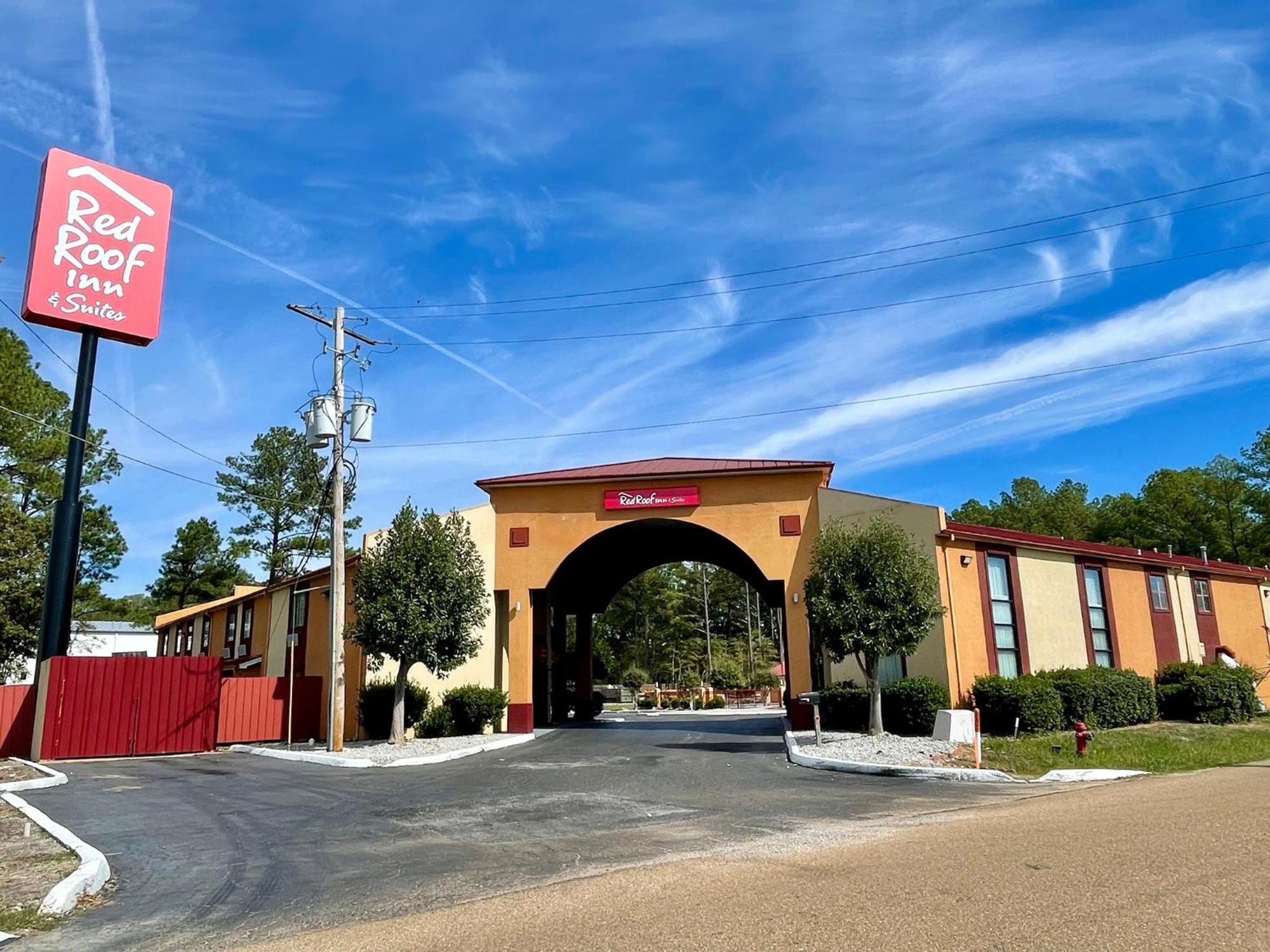 Red Roof Inn & Suites Jackson - Richland Exterior foto