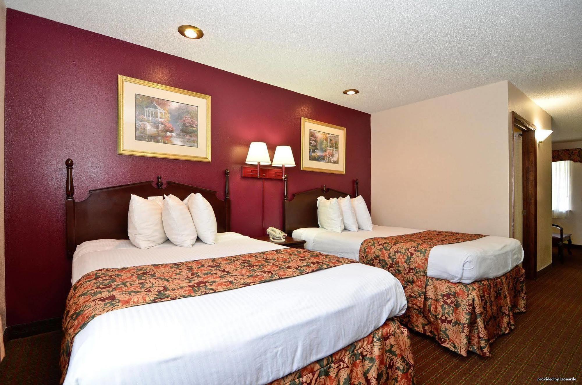 Red Roof Inn & Suites Jackson - Richland Exterior foto